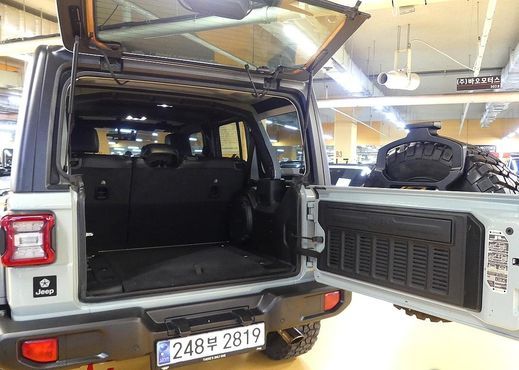 Jeep Wrangler 2.0 Rubicon 4Door Earl Clear Coat — пробег 36 000 км — фото 4 из 5