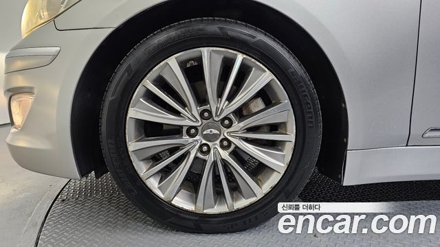 Hyundai Genesis из Кореи Encar