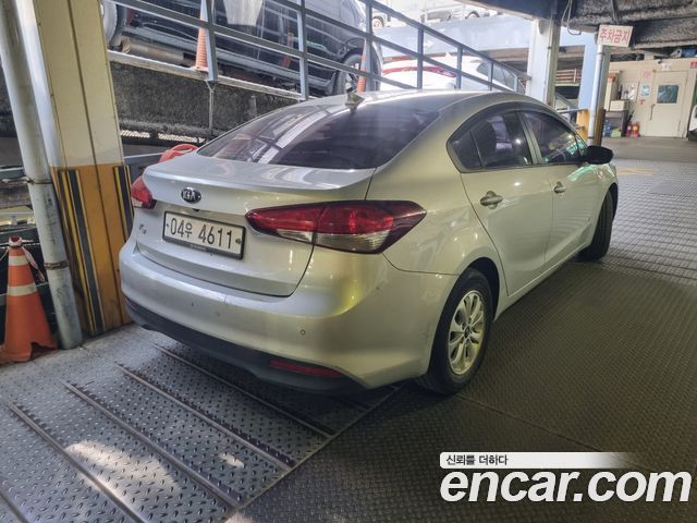 Kia K3 Deluxe — пробег 73 000 км — фото 4 из 5