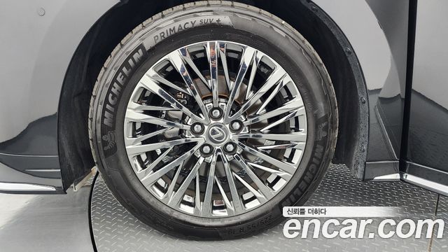 Lexus LM из Кореи Encar