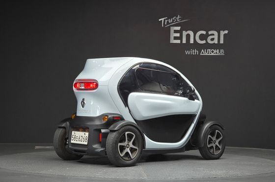 Renault (Samsung) Twizy Life(2-Seater) — пробег 9 493 км — фото 2 из 5