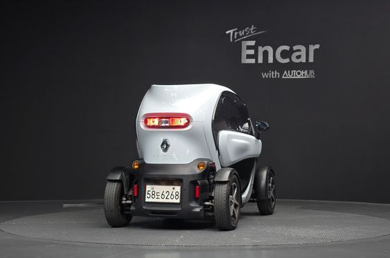 Renault (Samsung) Twizy Life(2-Seater) — пробег 9 493 км — фото 4 из 5