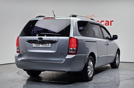 Kia Carnival GLX — пробег 119 978 км — фото 2 из 5