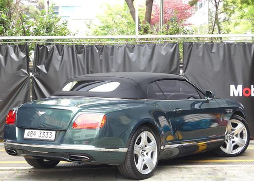 Bentley Continental 6.0 GTC — пробег 97 037 км — фото 3 из 5