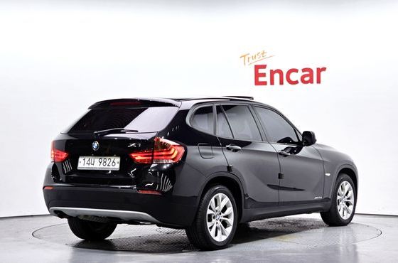 BMW X1 xDrive 18d — пробег 189 062 км — фото 2 из 5