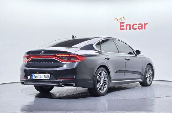 Hyundai Grandeur 2.4 Premium Special — пробег 136 453 км — фото 2 из 5