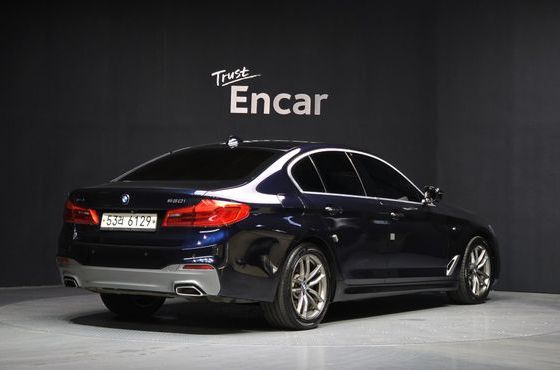 BMW 5-Series 530i xDrive M Sport Package — пробег 158 848 км — фото 2 из 5