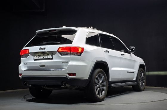 Jeep Cherokee 3.6 Limited WK2 — пробег 66 573 км — фото 2 из 5
