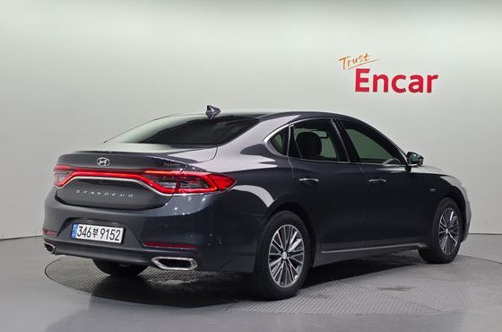 Hyundai Grandeur Exclusive Special — пробег 178 992 км — фото 2 из 5