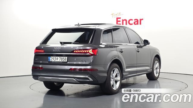 Audi Q7 45 TDI Quattro — пробег 38 573 км — фото 2 из 5