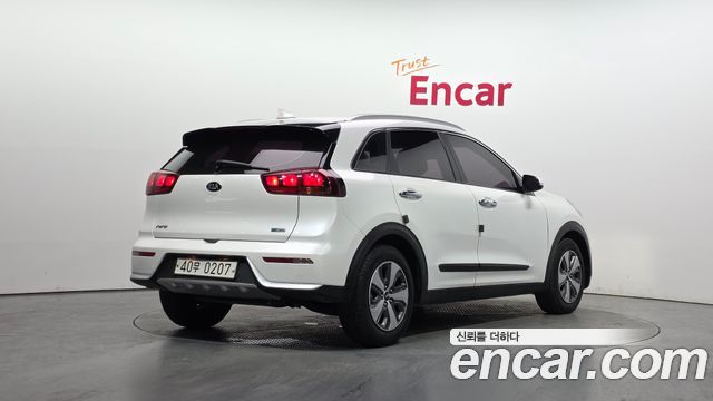 Kia Niro из Кореи Encar