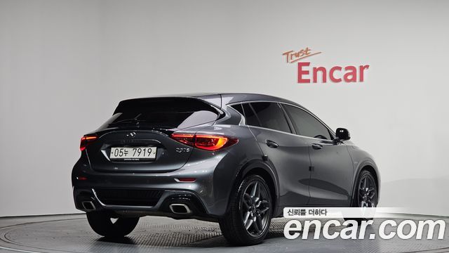 Infiniti Q30 из Кореи Encar