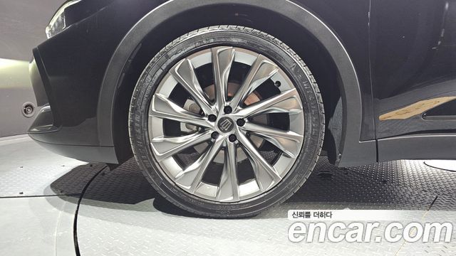 Toyota Crown из Кореи Encar