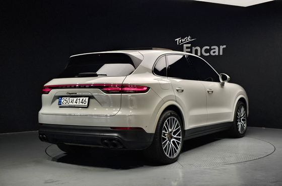 Porsche Cayenne 3.0 — пробег 13 858 км — фото 2 из 5