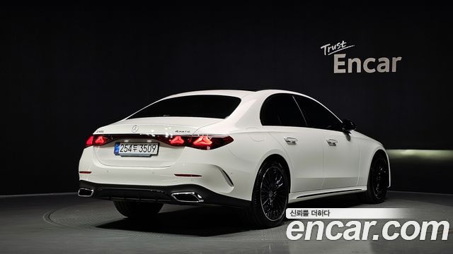 Mercedes-Benz E-Class из Кореи Encar