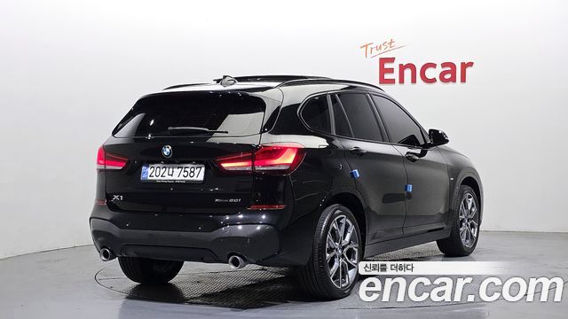 BMW X1 xDrive 20i M Sport — пробег 57 964 км — фото 2 из 5
