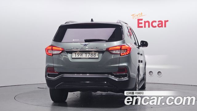 Ssangyong Rexton из Кореи Encar