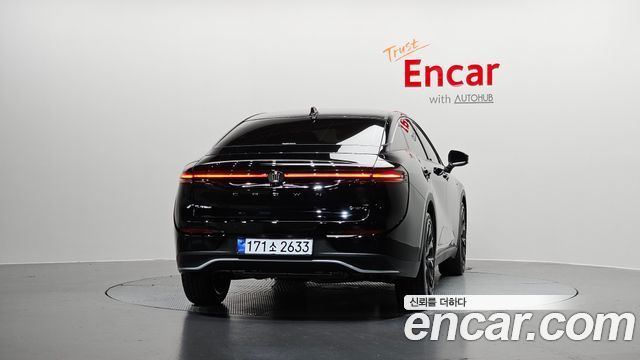 Toyota Crown из Кореи Encar