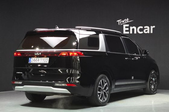 Kia Carnival Gasoline 9-Seater Prestige — пробег 63 292 км — фото 2 из 5