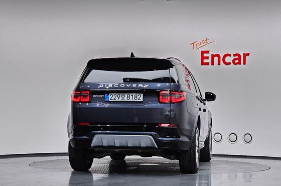 Land Rover Discovery Sport P250 S — пробег 13 180 км — фото 4 из 5
