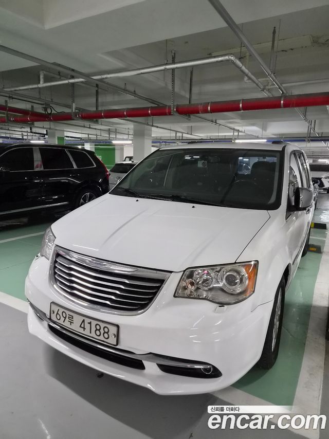 Chrysler Grand Voyager из Кореи Encar