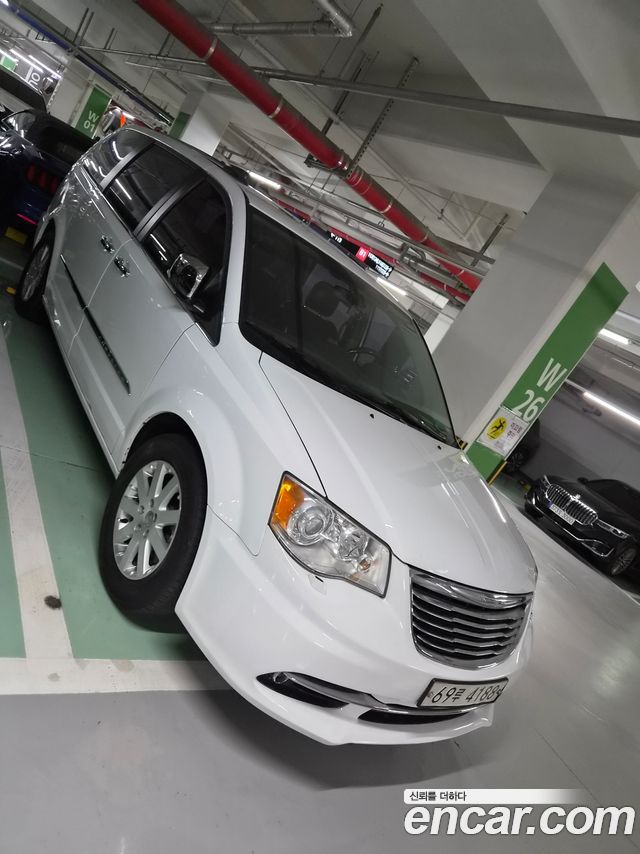 Chrysler Grand Voyager из Кореи Encar