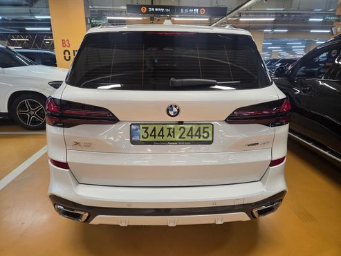 BMW X5 xDrive 40i M Sport — пробег 8 100 км — фото 5 из 5