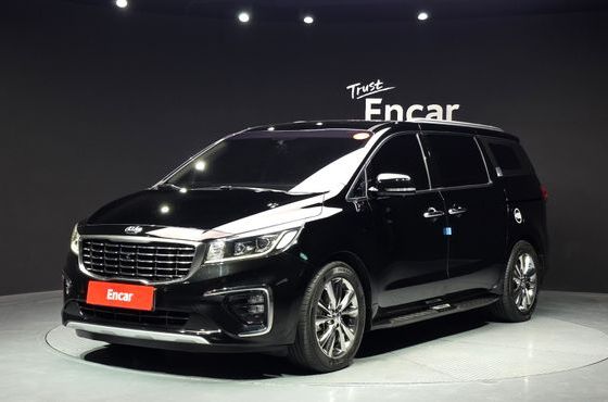 Kia Carnival 9-Seater Noblesse Special — пробег 51 677 км — фото 1 из 5