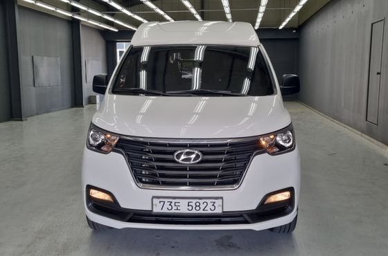 Hyundai Starex 4WD Wheel Chair Lift — пробег 28 304 км — фото 3 из 5