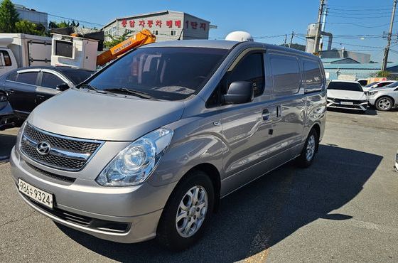 Hyundai Starex Camping Car — пробег 160 000 км — фото 2 из 5