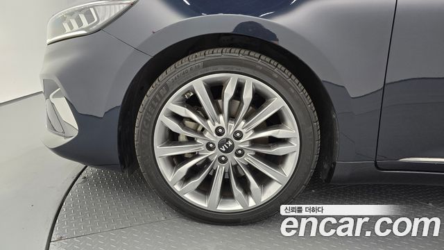 Kia K7 из Кореи Encar