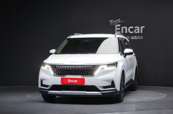 Kia Carnival 9-Seater Prestige — пробег 65 740 км — фото 3 из 5