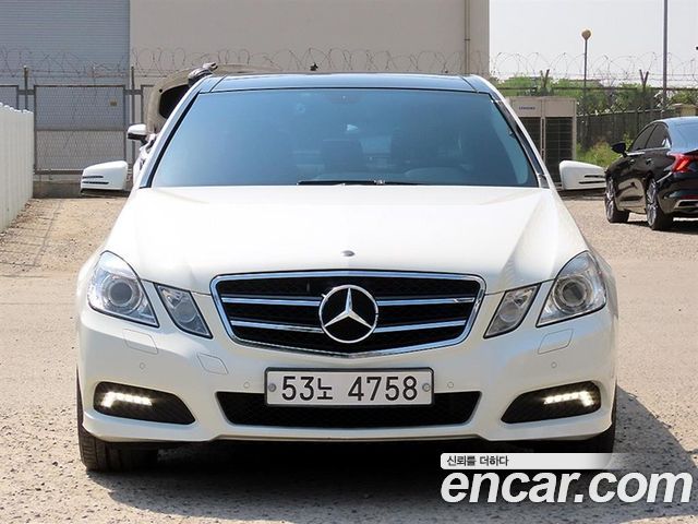 Mercedes-Benz E-Class E350 — пробег 135 654 км — фото 2 из 5