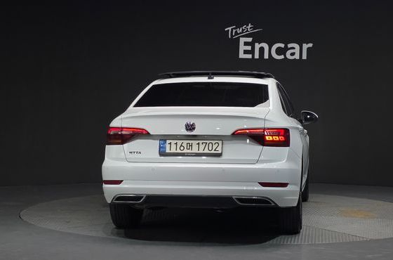 Volkswagen Jetta 1.4 TSI Prestige — пробег 68 476 км — фото 4 из 5