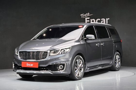Kia Carnival 9-seater Noblesse — пробег 71 604 км — фото 1 из 5