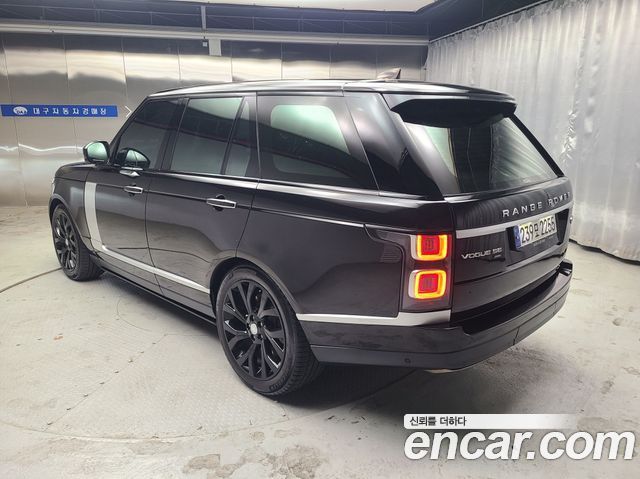 Land Rover Range Rover D350 Vogue SE Disel — пробег 108 300 км — фото 2 из 5