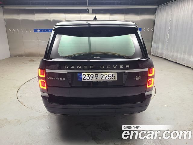 Land Rover Range Rover D350 Vogue SE Disel — пробег 108 300 км — фото 4 из 5