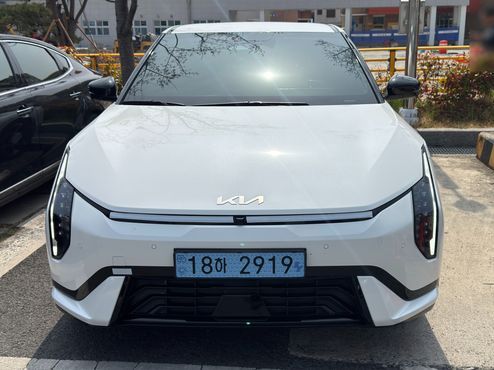 Kia EV4 Long Range 2WD GT LIne — пробег 826 км — фото 1 из 5