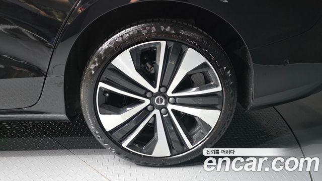 Volvo S60 из Кореи Encar
