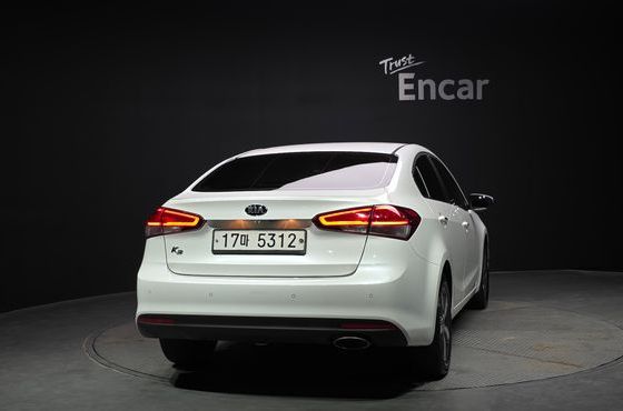 Kia K3 Trendy Style — пробег 77 923 км — фото 4 из 5