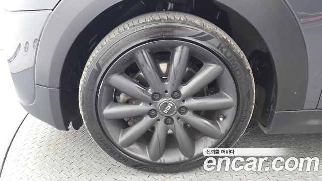 Mini Cooper Standard Third Generation — пробег 77 165 км — фото 5 из 5