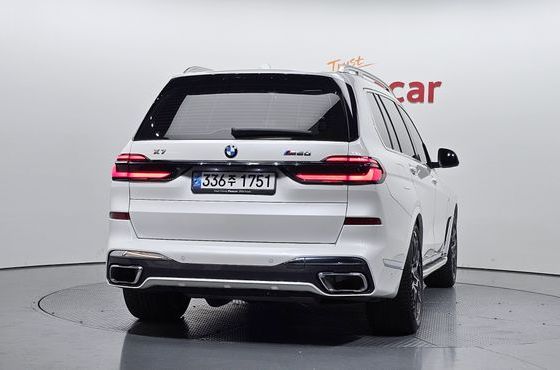 BMW X7 xDrive 40d M Sport 7 STR — пробег 57 614 км — фото 4 из 5