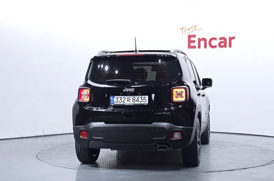 Jeep Renegade 1.3 Limited — пробег 18 704 км — фото 4 из 5