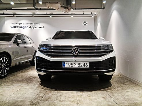 Volkswagen Touareg 3.0 TDI Prestige — пробег 19 296 км — фото 2 из 5