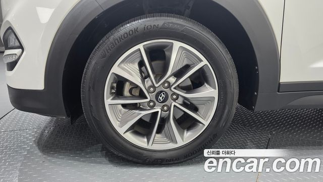 Hyundai Tucson из Кореи Encar