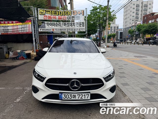 Mercedes-Benz A-Class A220 Sedan — пробег 13 000 км — фото 1 из 5