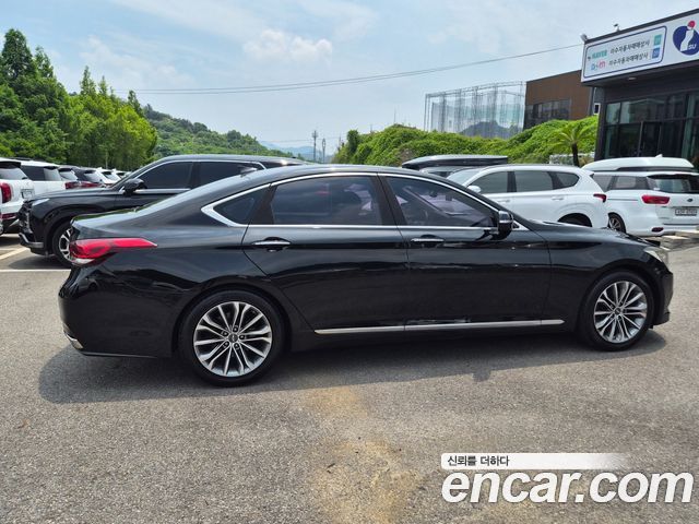 Hyundai Genesis из Кореи Encar