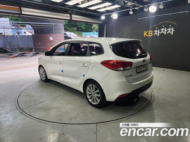 Kia Carens 1.7 VGT Luxury — пробег 117 625 км — фото 4 из 5