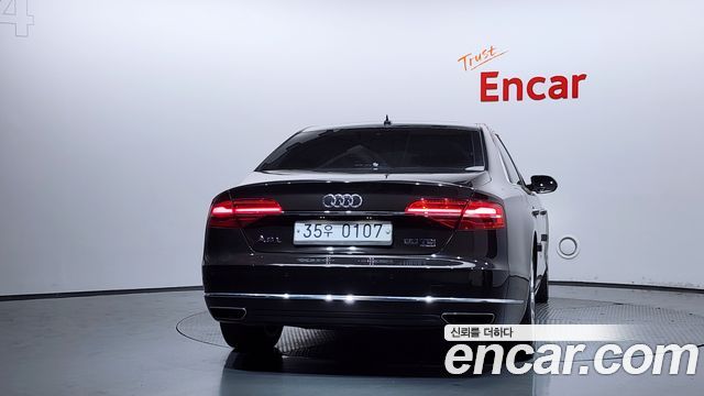 Audi A8 из Кореи Encar