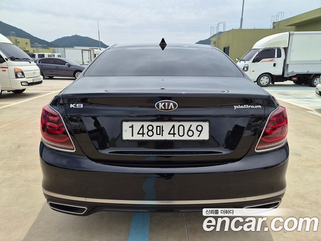 Kia K9 из Кореи Encar